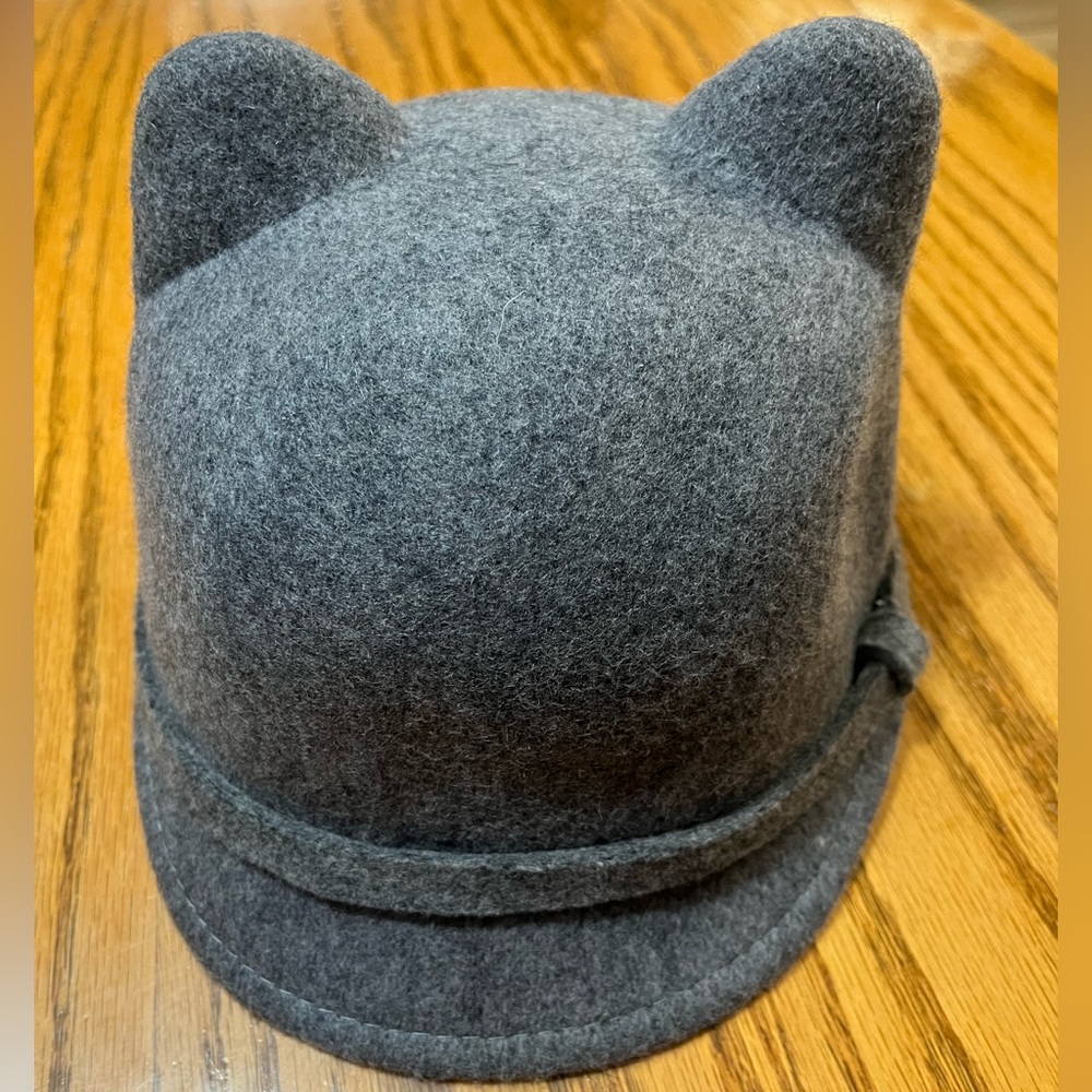 Zara gray cat ears hat girls size m